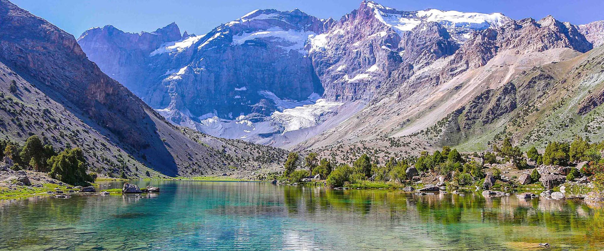 Affascinanti mondi di montagna del Tagikistan